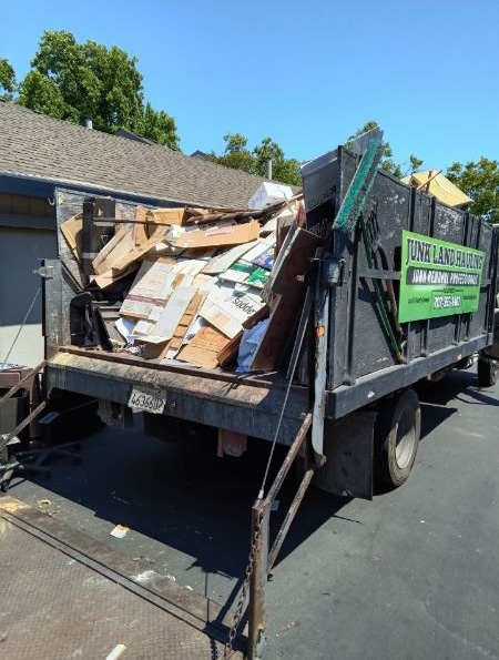 Hoarder clean out services in Santa Rosa, CA by Junk Land Hauling.